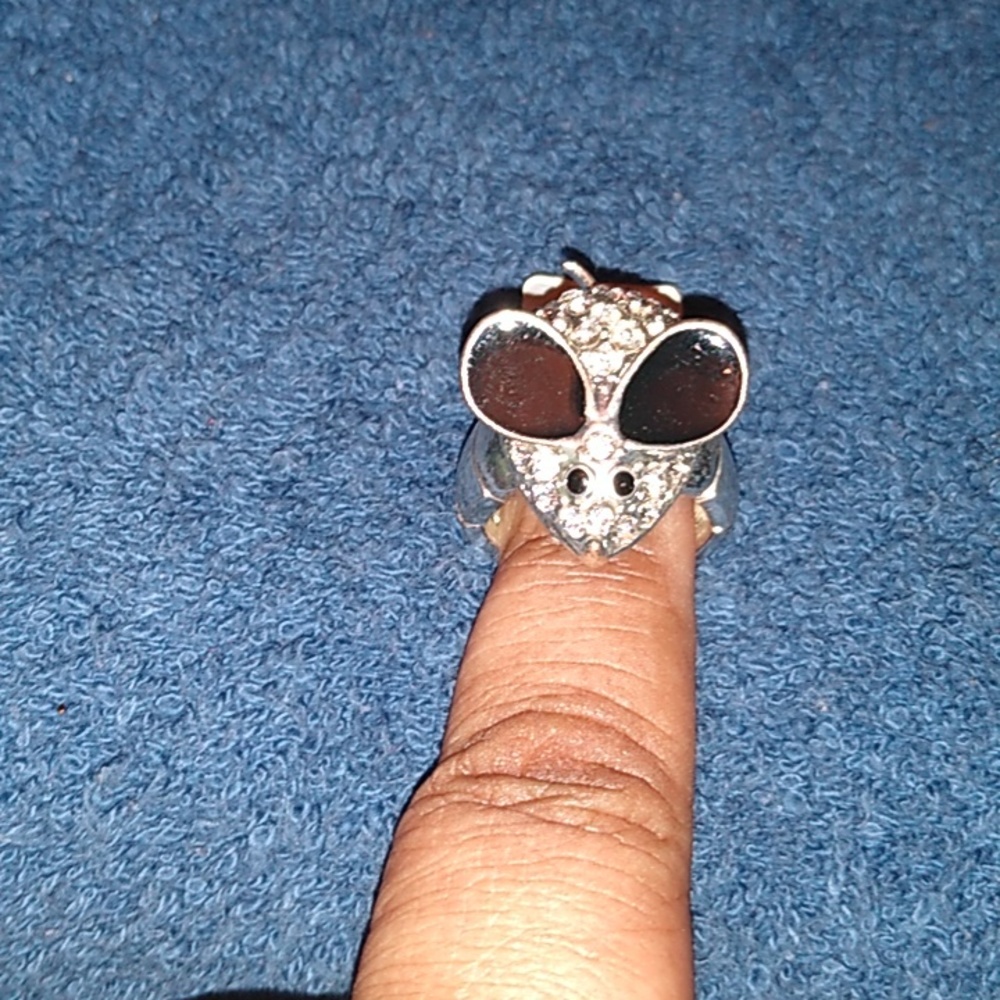 Silver and Black Stretch Mouse Ring
